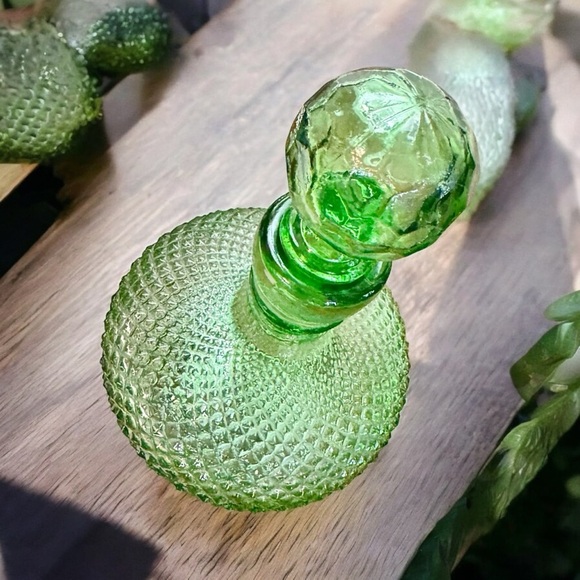 Empoli Genie Bottle Decanter & Stopper - Picture 4 of 11